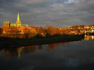 Trondhjem by sun